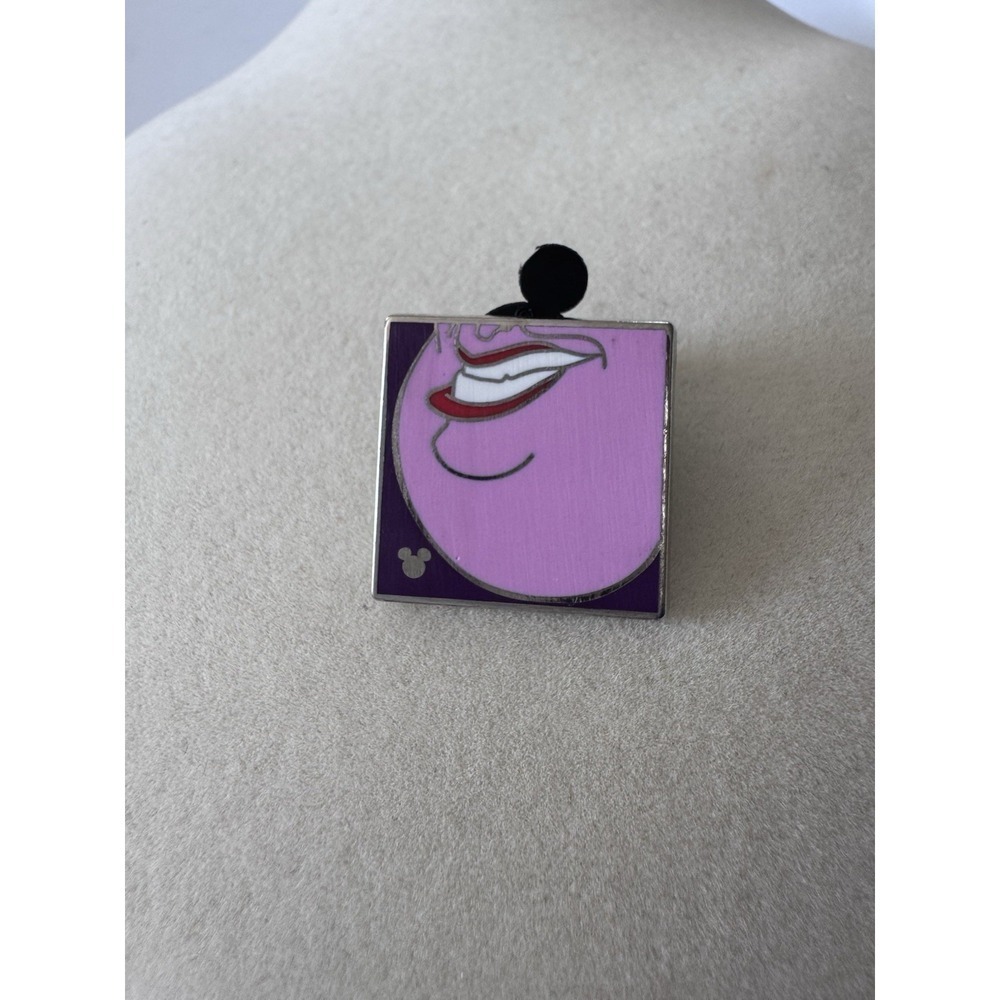 Disney Trading Pins 119760 WDW/DLR - 2017 Hidden Mickey - Smiling Disney Villain